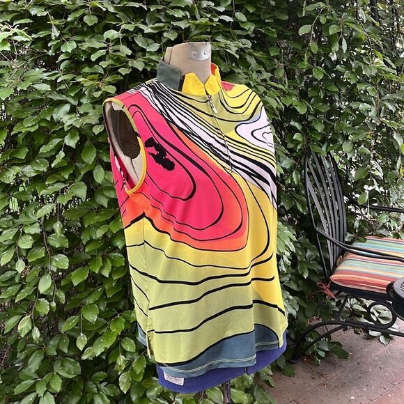 EXCELLENT CONDITION WOMEN’S LARGE JAMIE SADOCK 1/4 ZIP POLYESTER ABSTRACT TOP - Picture 1 of 7